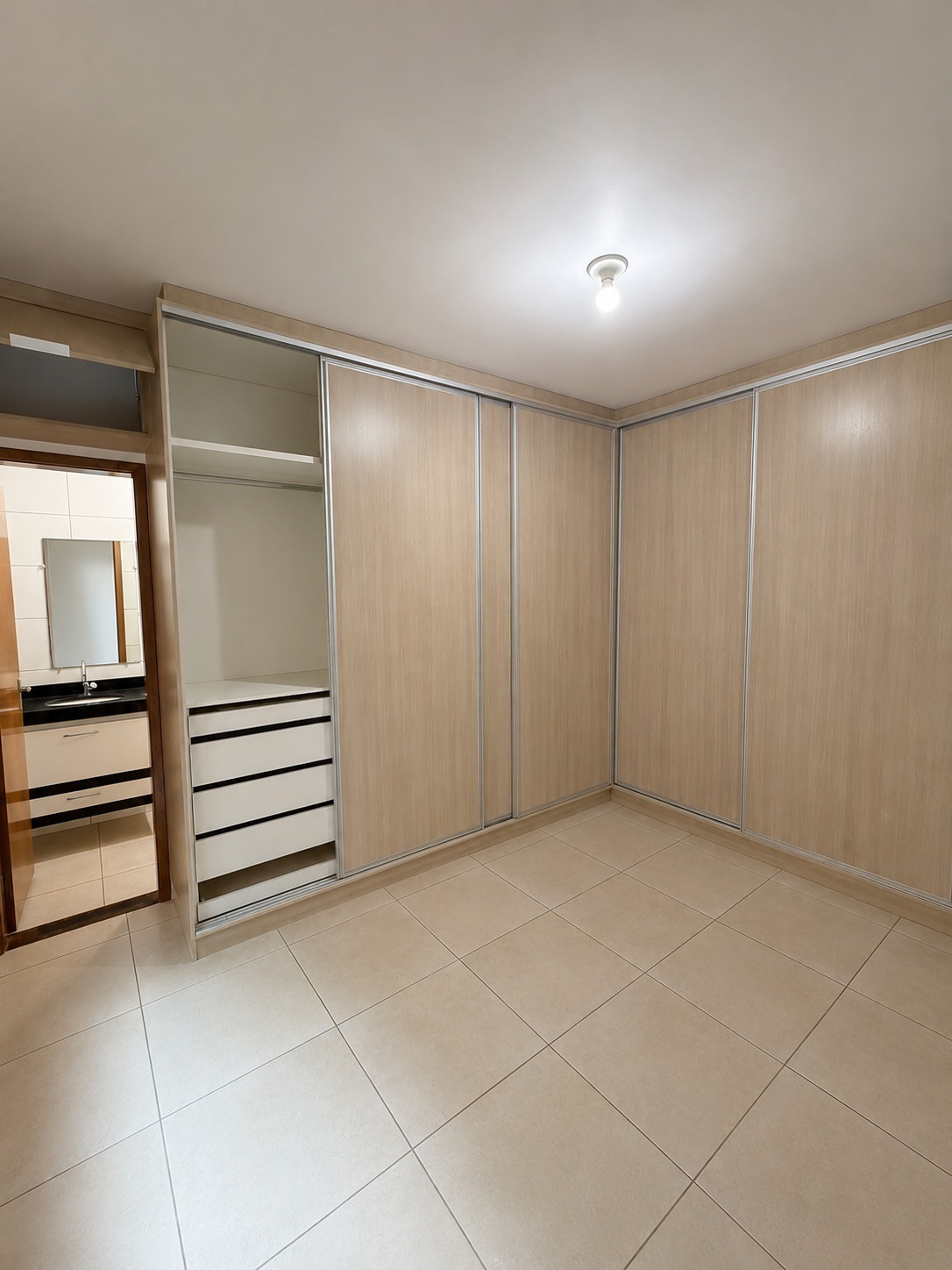 Casa 2 quartos no Residencial Ana Clara em Goiânia — foto 2